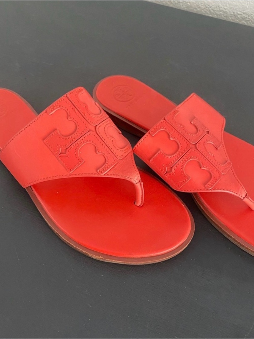 Tory Burch Jamie Full Logo Flat Thong Sandal in Orange